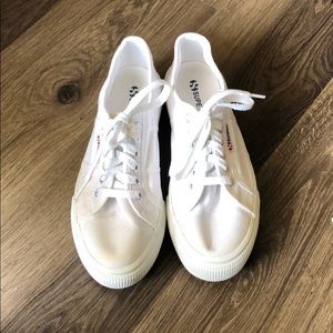 Women’s platform Superga Sneaker
